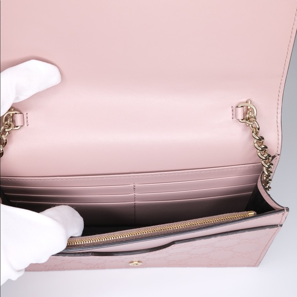 Gucci Wallet on Chain - Picture 10 of 11